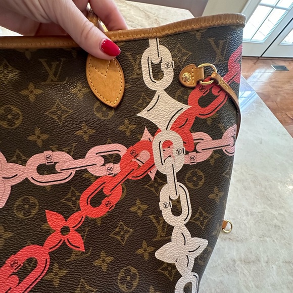 Louis Vuitton Monogram Limited Edition Neverfull MM Bay Chain - Picture 6 of 16